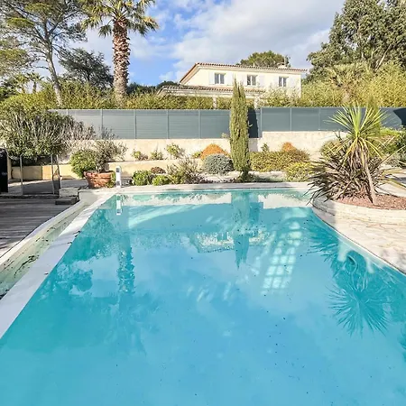 Maison Avec Piscine 1 Semesterbostad Saint-Raphaël