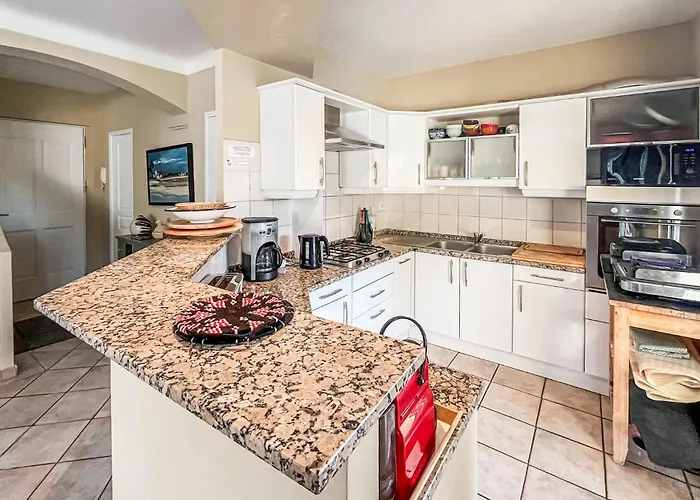 Semesterbostad Maison Avec Piscine 1